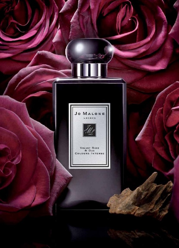 Advertising of the fragrance Velvet Rose & Oud