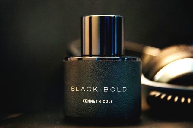 KENNETH COLE Black Bold ad campaign