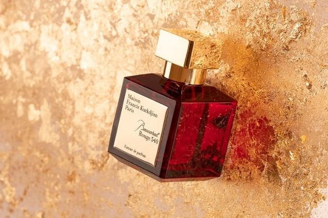 Baccarat rouge 540 extrait ad campaign