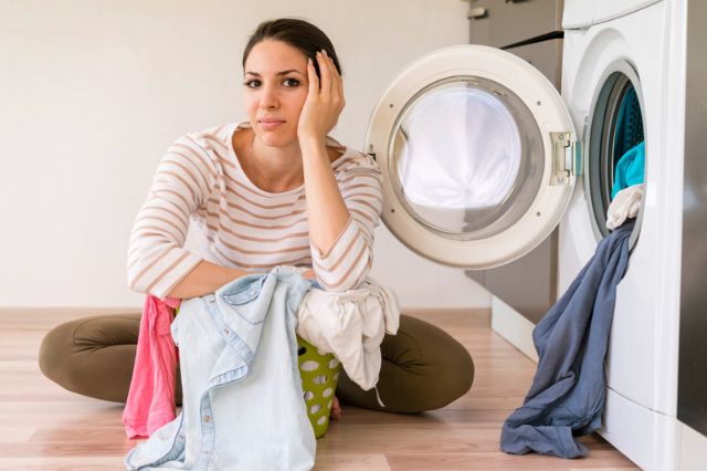how to get perfume stain out of clothes