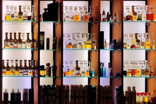 perfume marketing and packaging costs