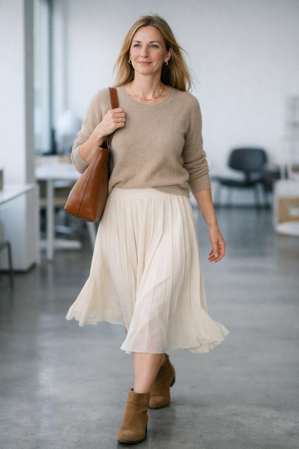 Summer business casual outfits with beige cashmere and pleated midi skirt