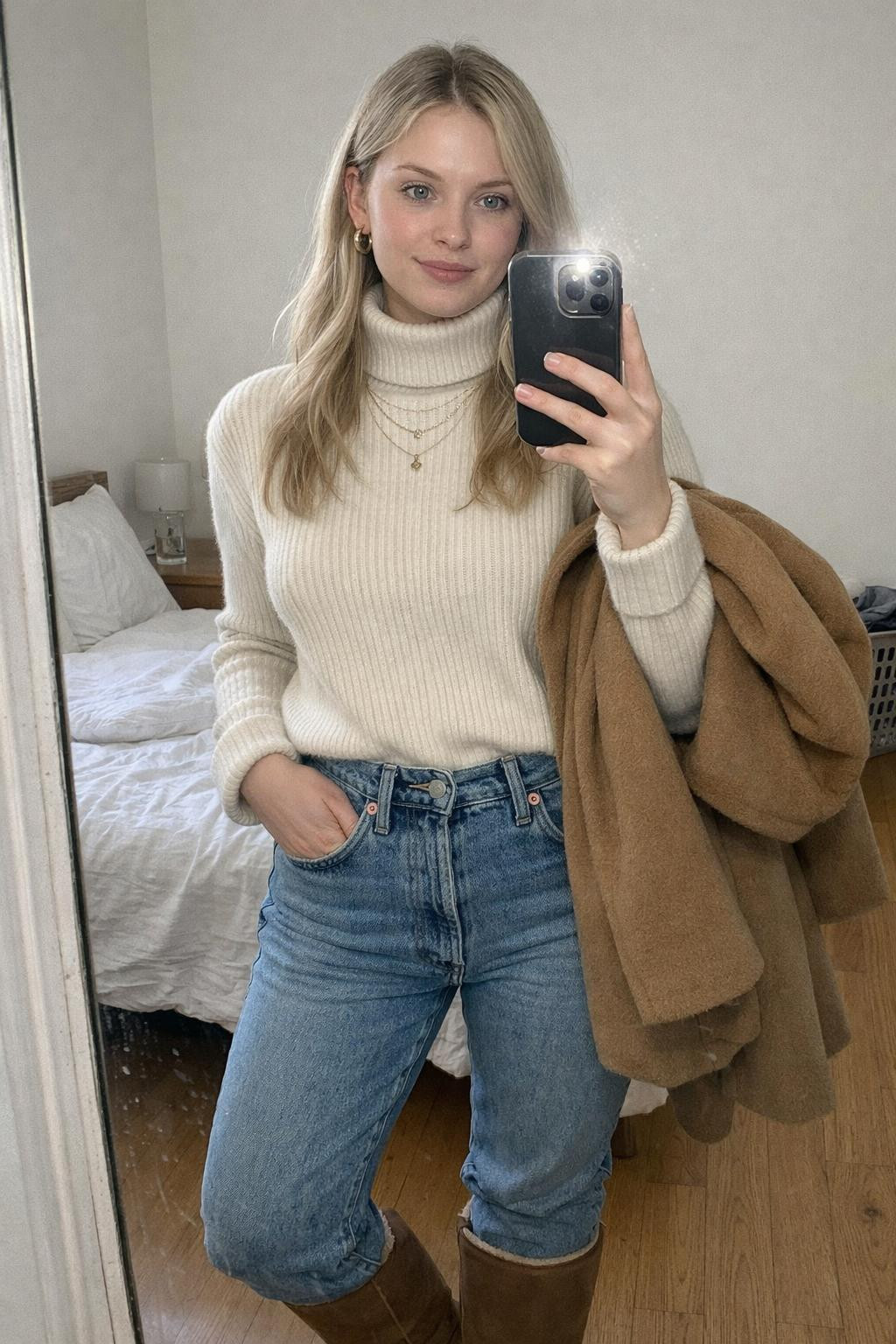 Outfits with Ugg boots featuring cream turtleneck and vintage Levi's jeans