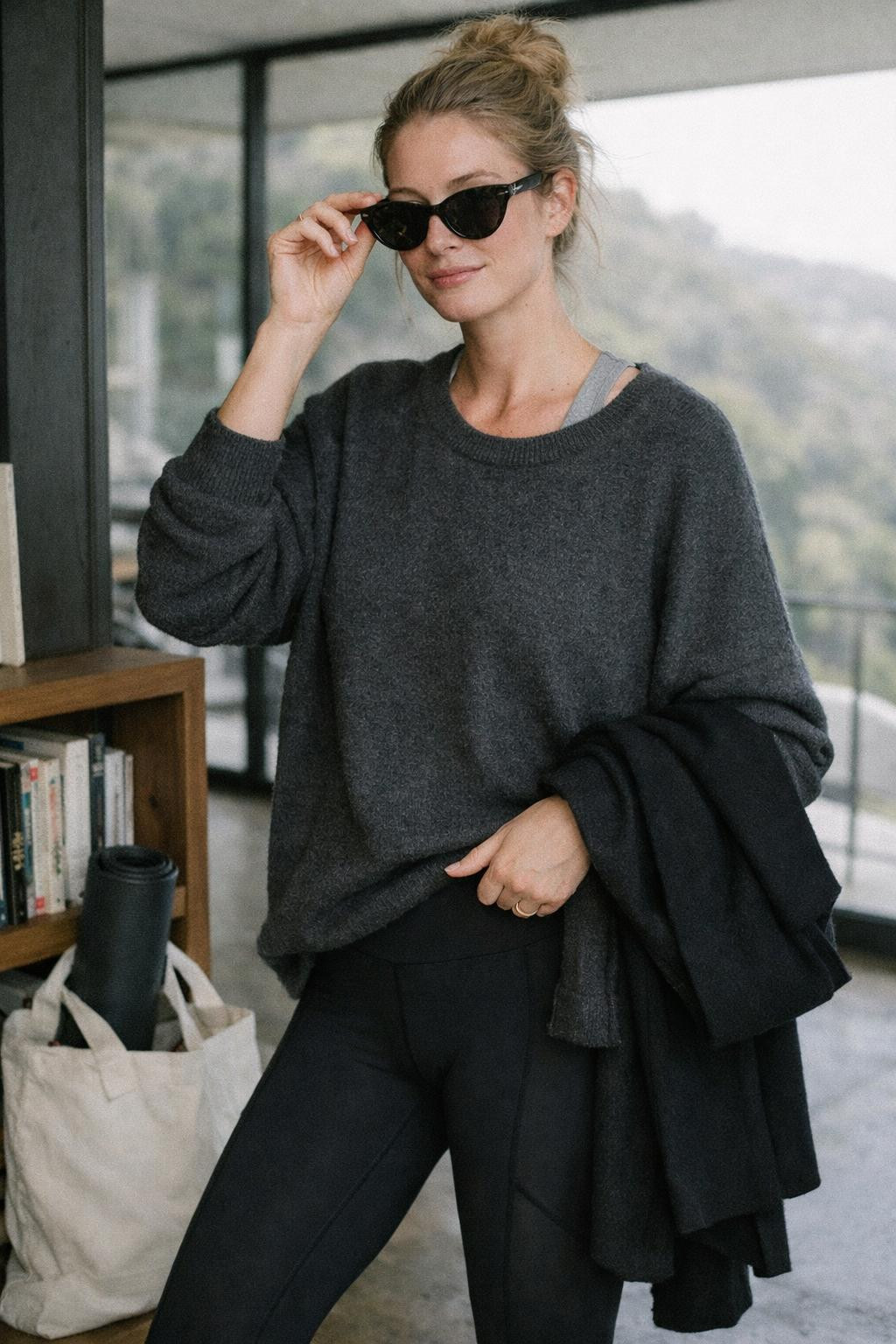 Legging outfits with black compression leggings and oversized hoodie