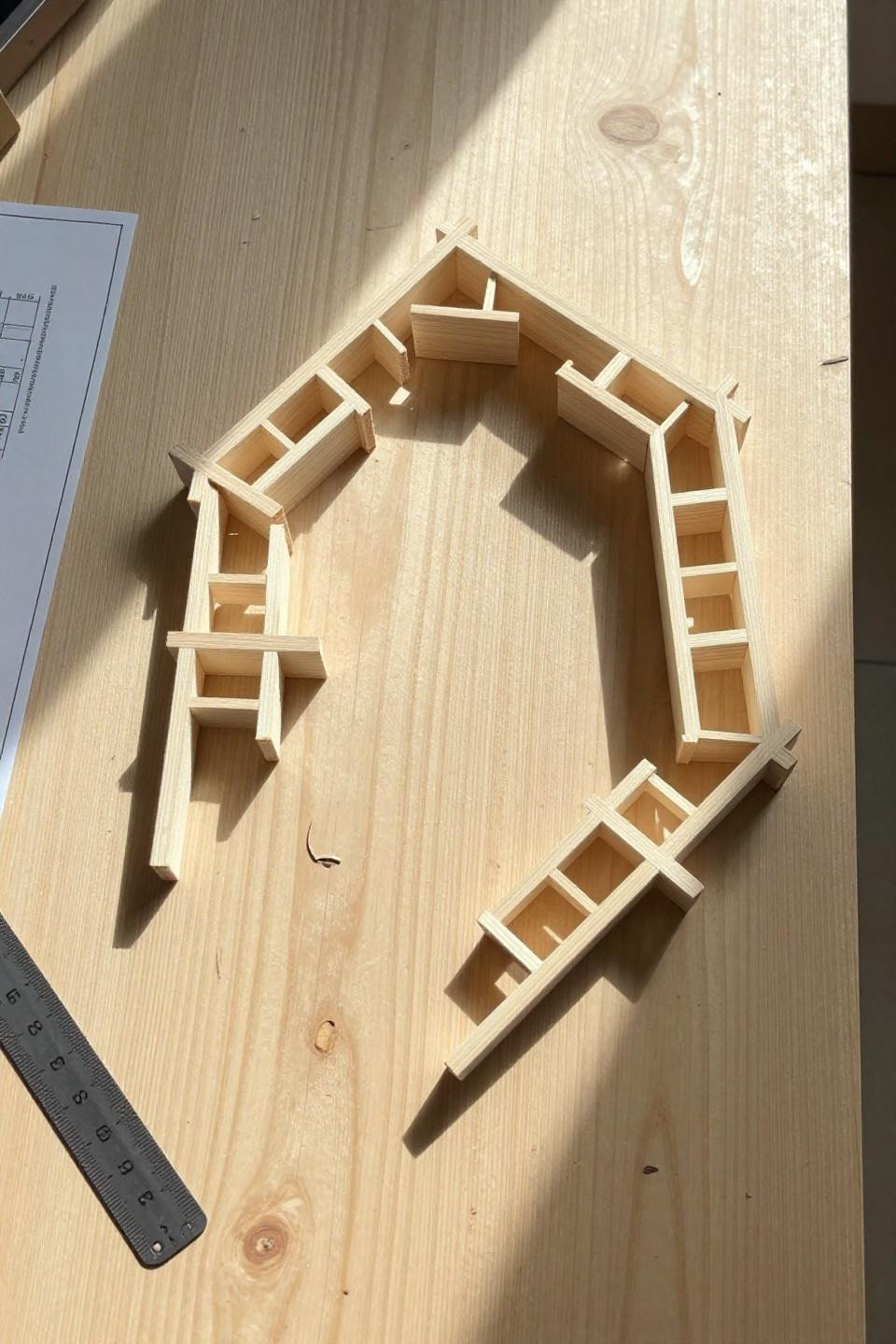 Roblox Bloxburg backyard pool design planning with balsa frame model