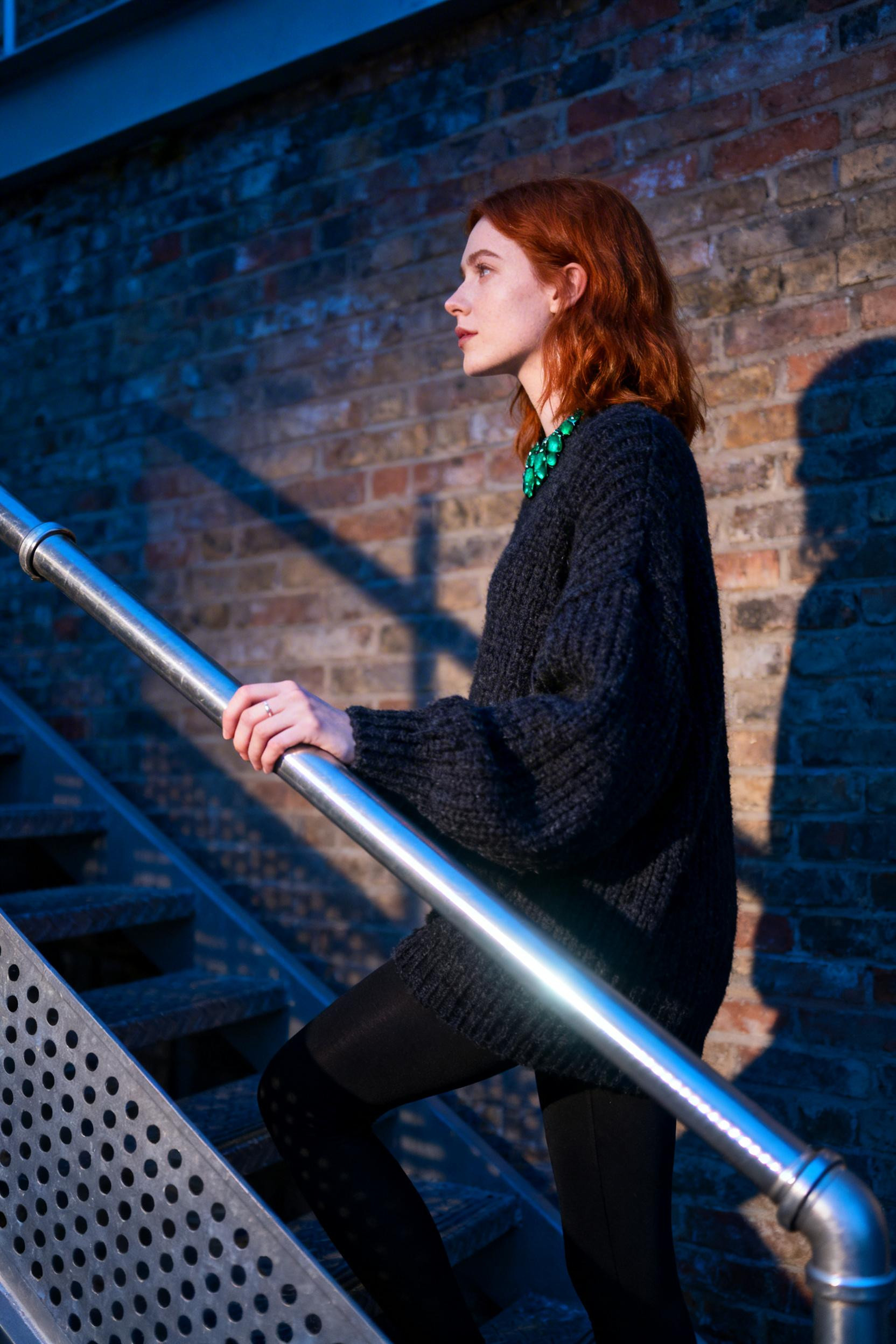 Outfit Ideas With Leggings - emerald sweater