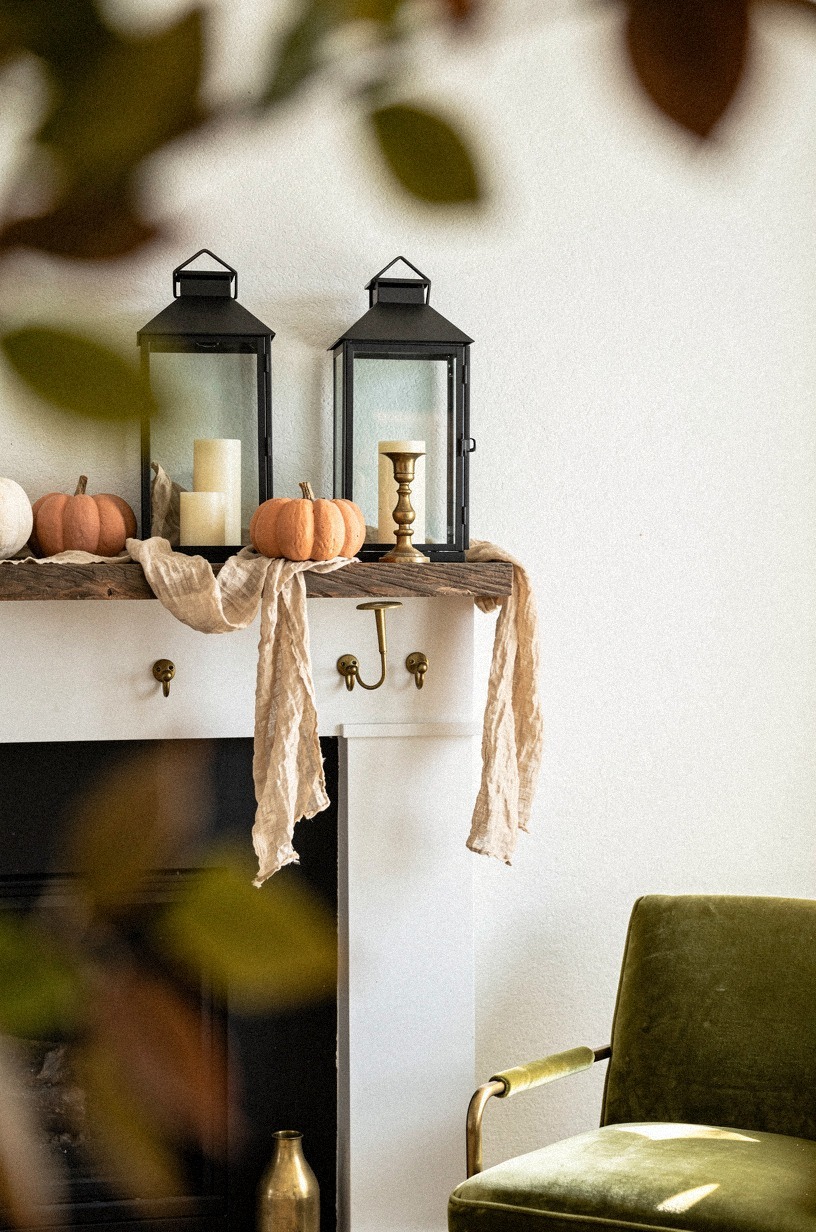 Set black lanterns at uneven heights