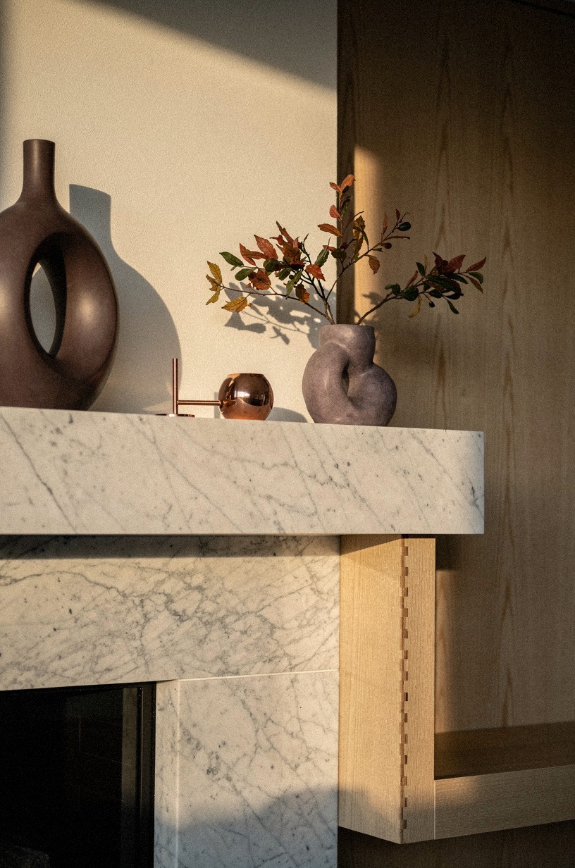 Float a single oversized vase on one end