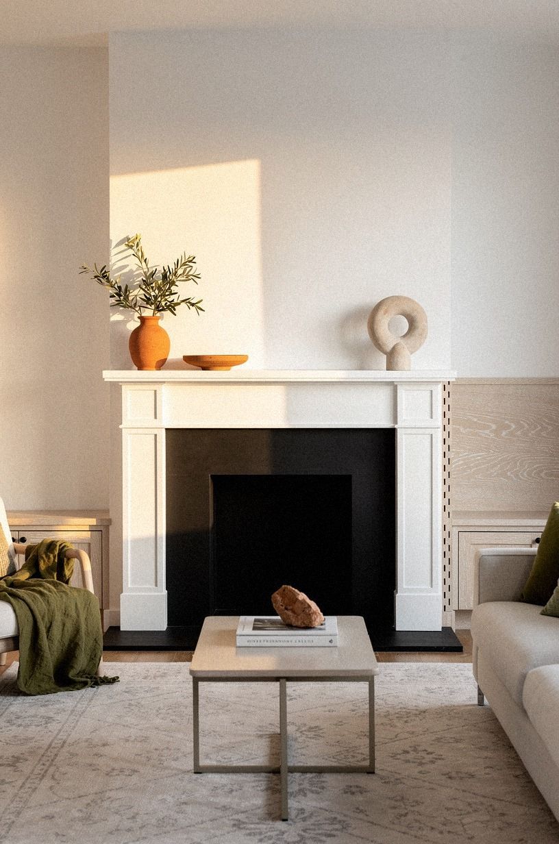 14 White Mantel Ideas That Make a Classic Fireplace Feel Brighter