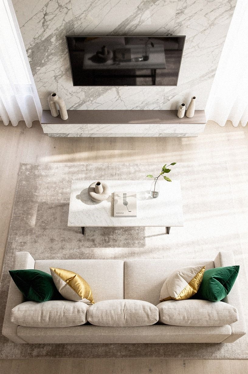 Pull the sofa colors toward the fireplace