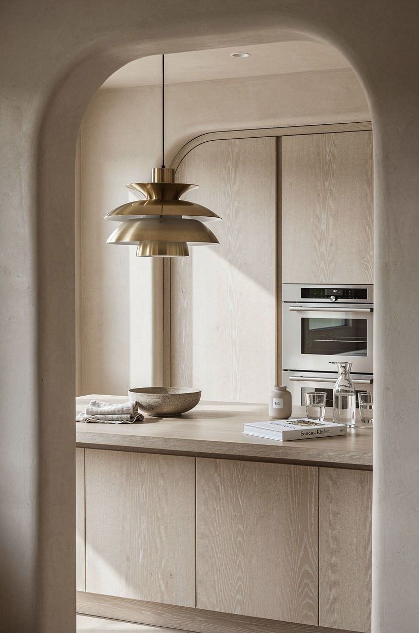Hang The Three-Height Light Stack