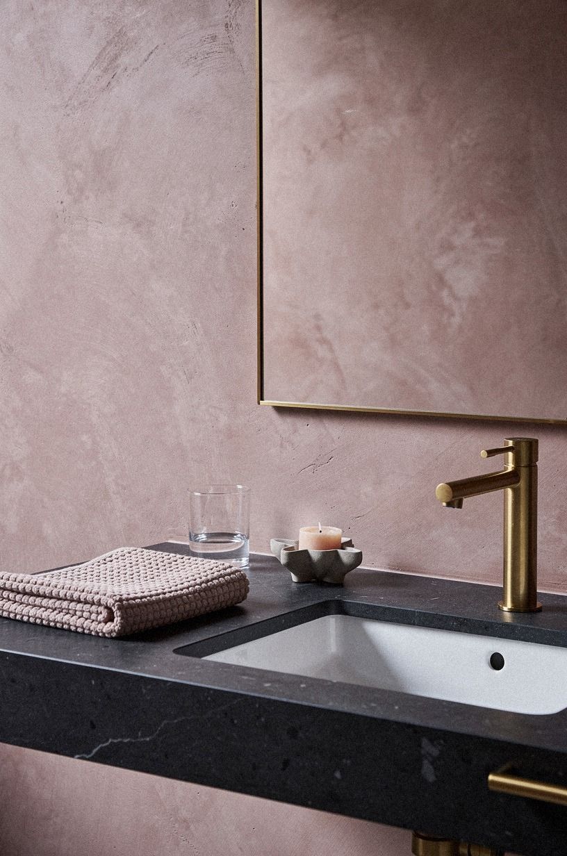Style the Counter with Less, Then Better