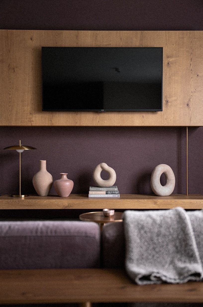 16 Small Living Room Media Wall Ideas That Won't Overwhelm Your Space