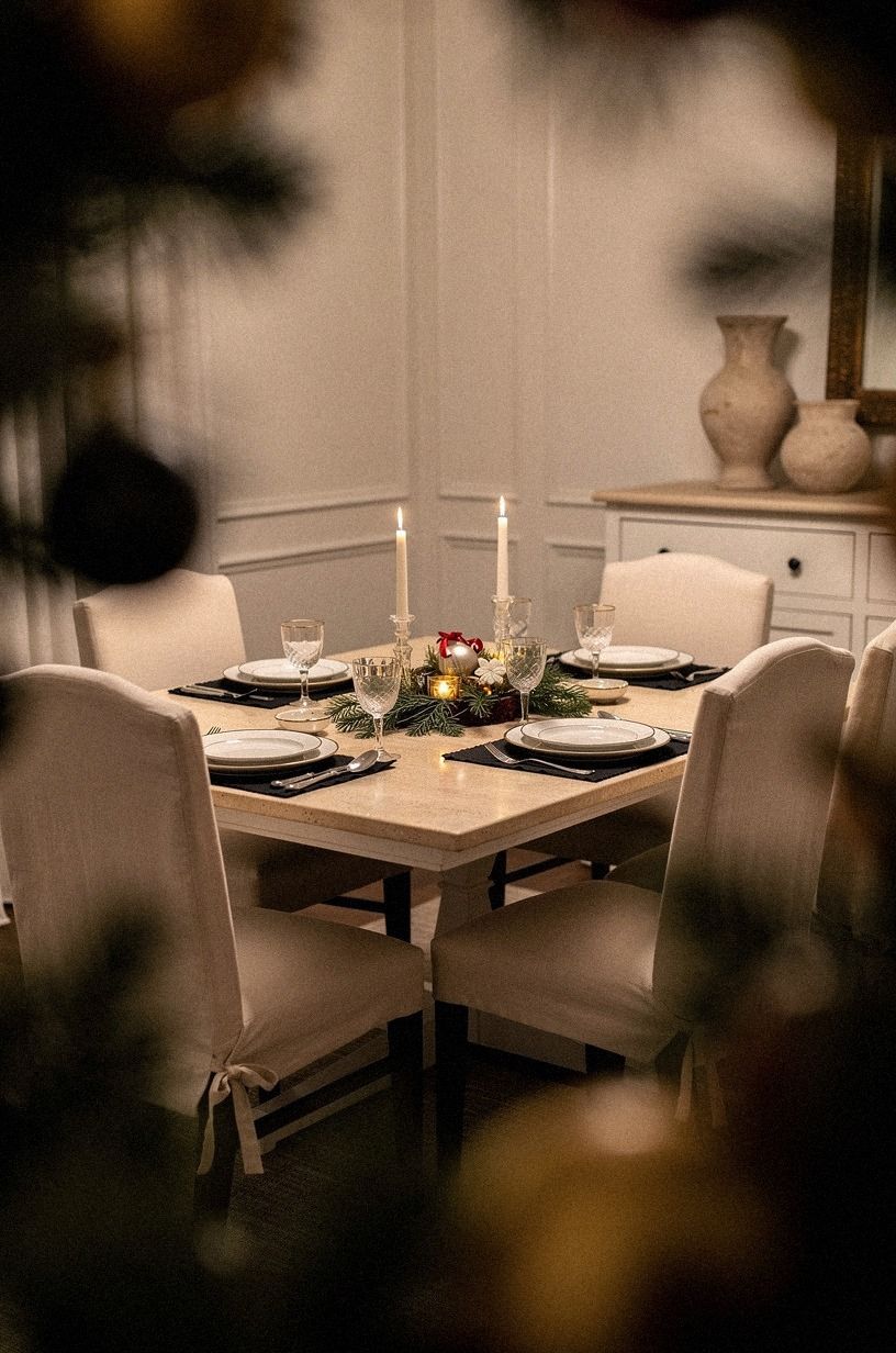 What Should You Leave Off a Small Christmas Table?