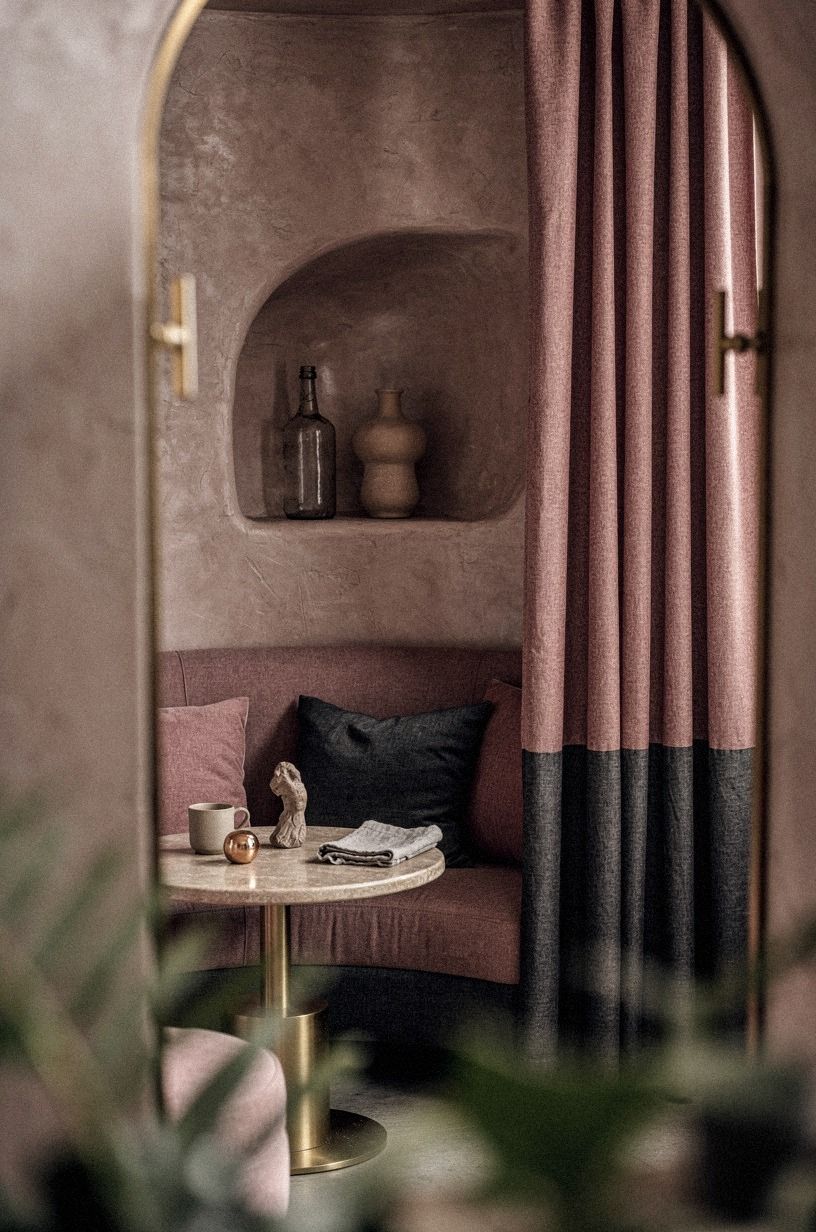 Finish with speakeasy vibe decor that stays lived-in