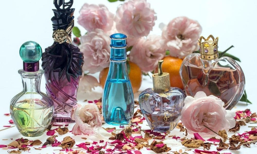 Best rose perfume - 8 incredible scents with roses notes