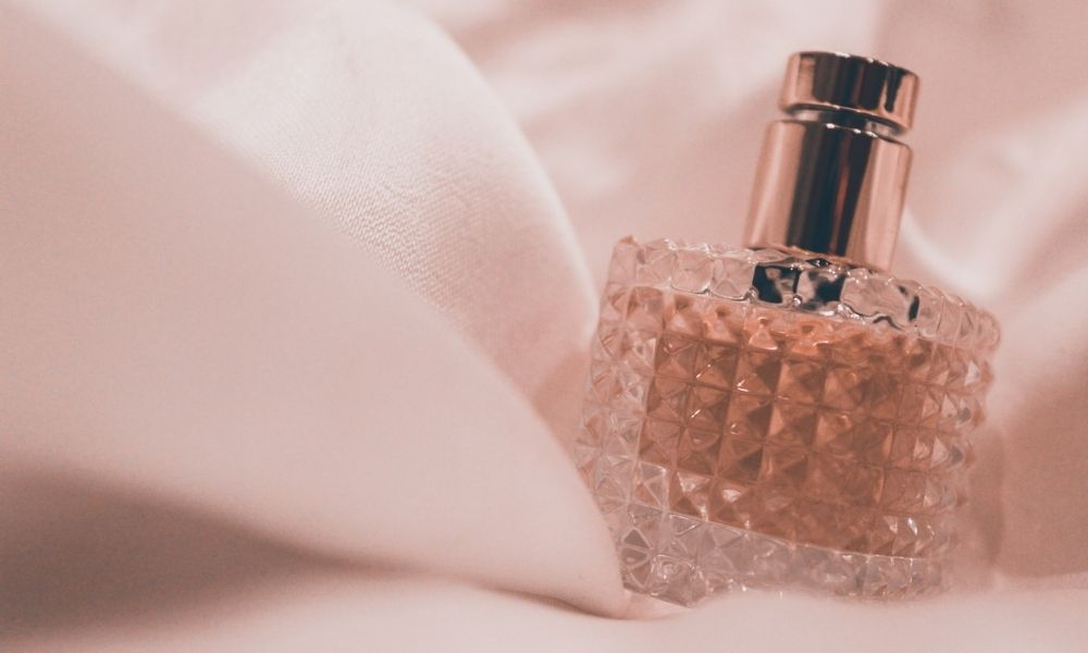 Best sweet perfume - 10 best smelling fragrances for her