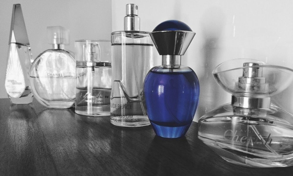 How to store perfume? Check the best spot in your bedroom or on your dresser