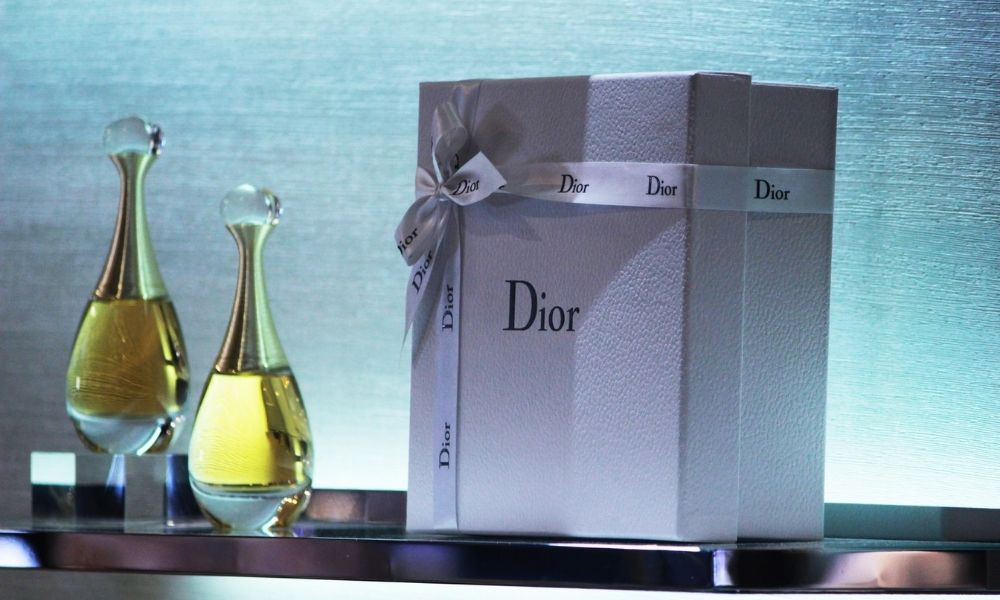 The New Dior J'Adore Parfum D'Eau Is The Brand's First Alcohol-Free  Fragrance