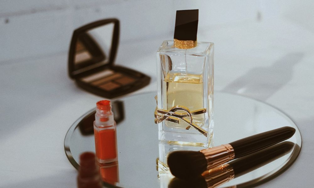 YSL Libre dupe, 5 amazing alternatives similar to Yves Saint Laurent perfume