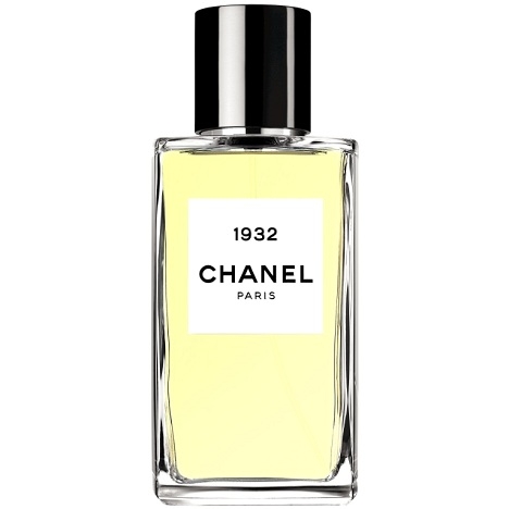 Chanel (Perfumes) 1972 Eau de Toilette N°5 — Perfumes