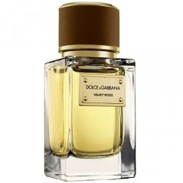 Velvet Wood's Dolce & Gabbana - Review and perfume notes
